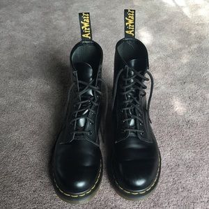 Dr. Martens 1460s